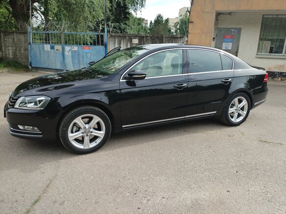 2013 Volkswagen Passat B7, чёрный, 2000000 рублей - вид 5