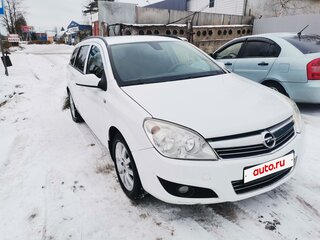 2007 Opel Astra H Рестайлинг, белый, 390000 рублей, вид 2