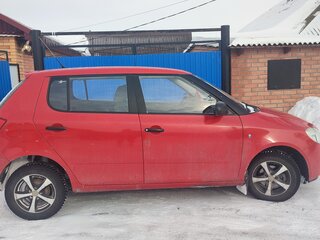 2009 Skoda Fabia II, красный, 415000 рублей, вид 3
