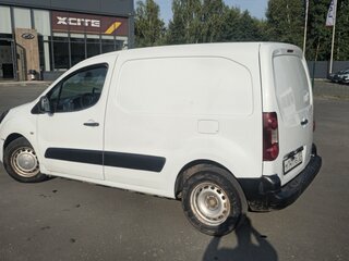 2012 Citroen Berlingo II Рестайлинг, белый, 580000 рублей, вид 1