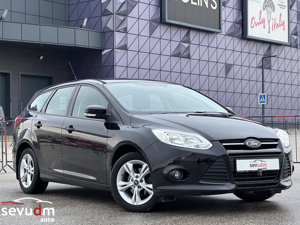 2013 Ford Focus III, чёрный, 877000 рублей
