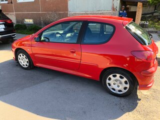 2009 Peugeot 206, красный, 300000 рублей, вид 4