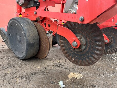 2008 Caterpillar 525, 700000 рублей, вид 3