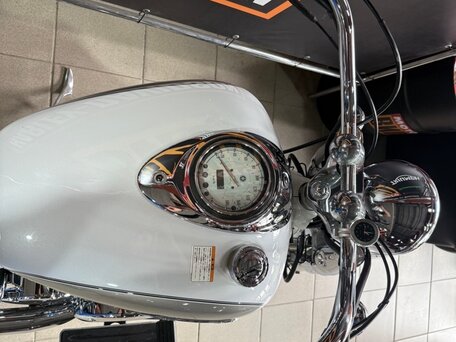 2008 Yamaha XVS1100, белый, 640000 рублей, вид 3