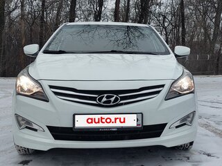 2014 Hyundai Solaris I Рестайлинг, белый, 950000 рублей, вид 2