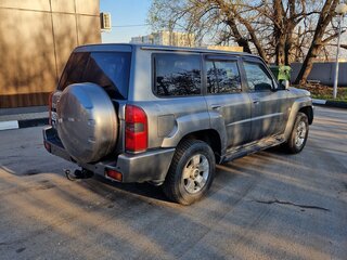 2005 Nissan Patrol V (Y61) Рестайлинг, серый, 1475000 рублей, вид 4