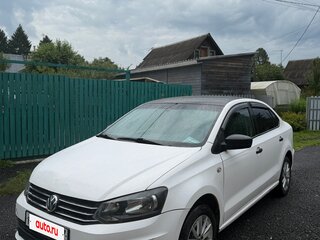 2018 Volkswagen Polo V Рестайлинг, белый, 570000 рублей, вид 1
