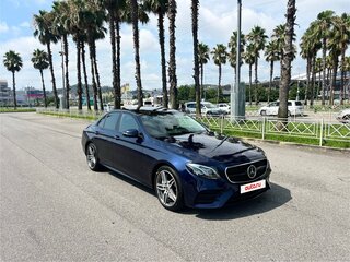2019 Mercedes-Benz E-Класс 300 V (W213, S213, C238), синий, 4350000 рублей, вид 1