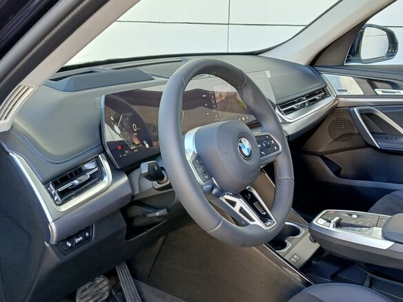 2026 BMW X1 Long 25Li xDrive III (U11/U12), чёрный, 6180000 рублей - вид 9