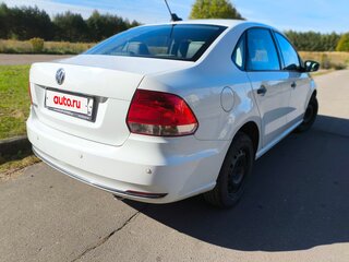 2018 Volkswagen Polo V Рестайлинг, белый, 980000 рублей, вид 4