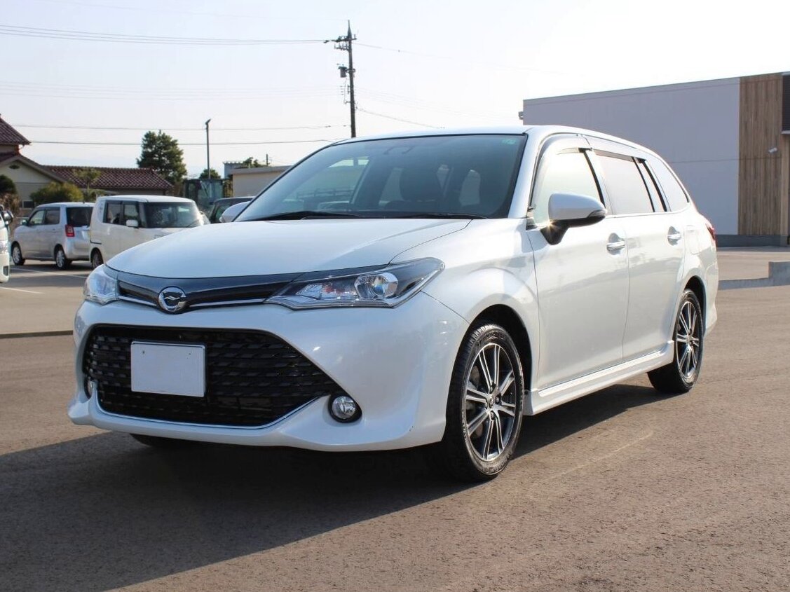 Открыть фотографии: Toyota Corolla XI (E160, E170) Рестайлинг 2
