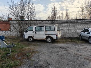 1999 Nissan Vanette IV, белый, 100000 рублей, вид 2