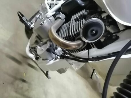 2004 Suzuki Djebel 200, белый, 290000 рублей, вид 2