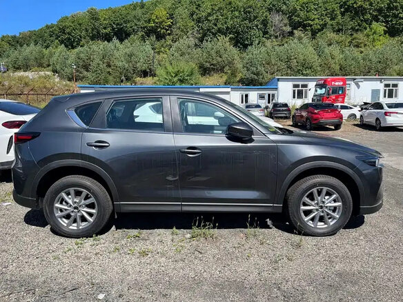 2025 Mazda CX-5 II Рестайлинг, серый, 2950000 рублей - вид 3