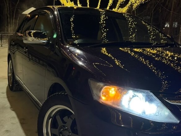 2010 Toyota Allion II Рестайлинг, красный, 950000 рублей - вид 4