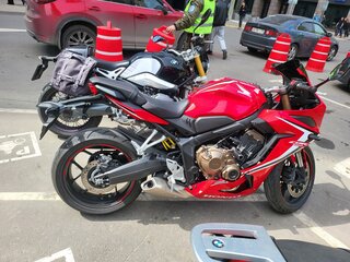 2020 Honda CBR 650R, красный, 900000 рублей, вид 4