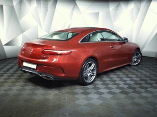 2019 Mercedes-Benz E-Класс 200 V (W213, S213, C238), красный, 3888000 рублей, вид 2