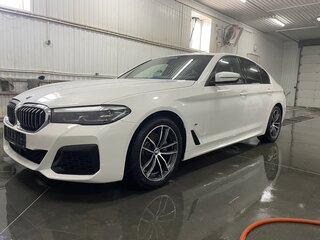 2022 BMW 5 серии 520d VII (G30/G31/G38) Рестайлинг, белый, 5500000 рублей, вид 2