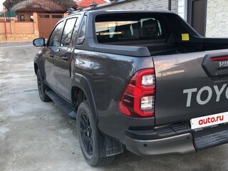 2022 Toyota Hilux VIII Рестайлинг 2, серый, 6000000 рублей, вид 2