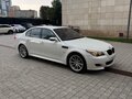 2008 BMW M5 IV (E60/E61), белый - вид 6