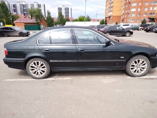2002 BMW 5 серии 520i IV (E39) Рестайлинг, зелёный, 650000 рублей, вид 3