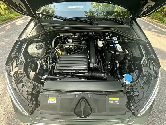 2023 Audi A3 Sportback 35 TFSI IV (8Y), зелёный, 2180000 рублей - вид 24