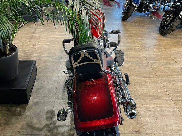 2023 Harley-Davidson Fat Boy, пурпурный, 3550000 рублей - вид 10