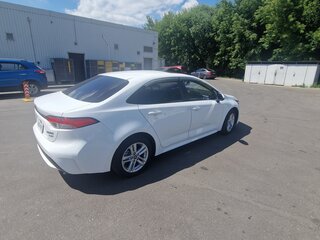 2022 Toyota Levin XII (E210) Рестайлинг, белый, 1600000 рублей, вид 4