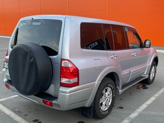2004 Mitsubishi Pajero III Рестайлинг, серебристый, 820000 рублей, вид 4