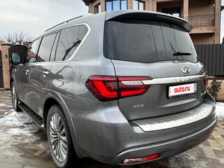 2021 Infiniti QX80 I Рестайлинг 3, серый, 8000000 рублей, вид 4