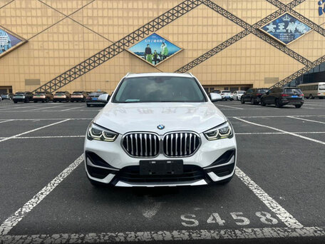 2022 BMW X1 Long 20Li sDrive II (F48) Рестайлинг, белый, 2100000 рублей, вид 3