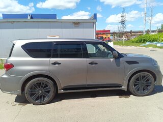 2012 Infiniti QX56 II, серый, 2100000 рублей, вид 3