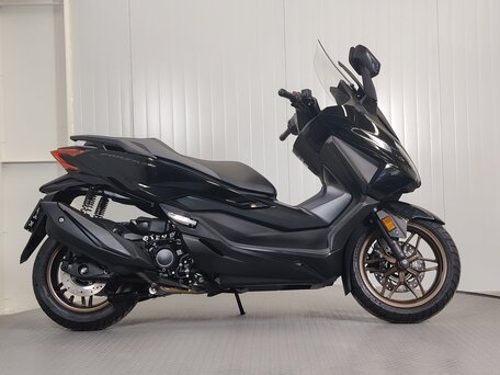 2025 Honda Forza, чёрный, 799000 рублей, вид 1