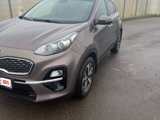 2018 Kia Sportage IV Рестайлинг, серый, 2250000 рублей, вид 1
