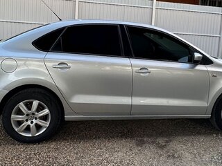 2012 Volkswagen Polo V, серебристый, 900000 рублей, вид 5