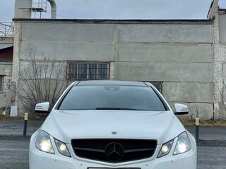 2013 Mercedes-Benz E-Класс 200 7G-Tronic IV (W212, S212, C207), белый, 1799000 рублей, вид 2