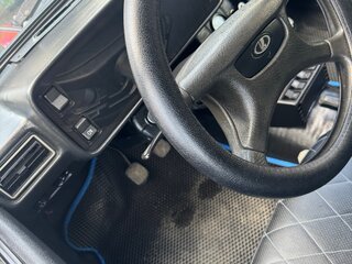 2010 Lada (ВАЗ) 2105, чёрный, 300000 рублей, вид 4