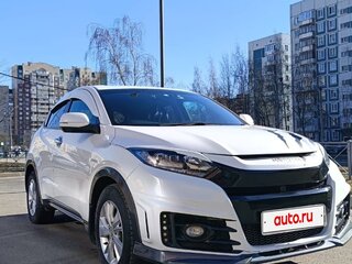 2014 Honda Vezel I, белый, 1530000 рублей, вид 4