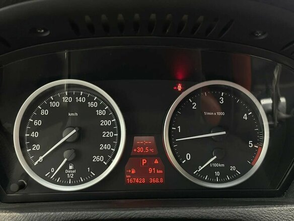 2013 BMW X6 40d I (E71) Рестайлинг, чёрный, 1100000 рублей - вид 10