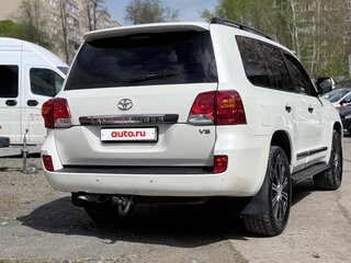 2012 Toyota Land Cruiser 200 Series Рестайлинг 1, белый, 3859777 рублей, вид 5
