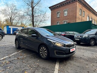 2017 Kia Ceed II Рестайлинг, синий, 1850000 рублей, вид 2
