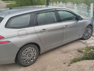 2018 Peugeot 308 II Рестайлинг, серый, 1150000 рублей, вид 3
