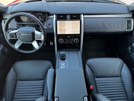 2026 Land Rover Discovery D350 V Рестайлинг, серый, 9490000 рублей, вид 5