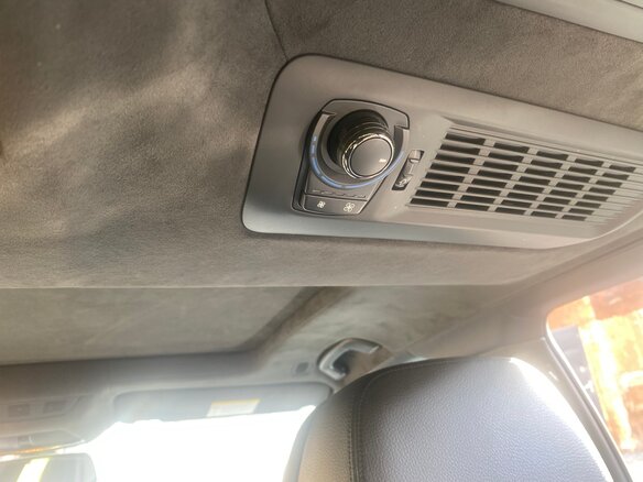 2011 BMW 7 серии Long 750Li xDrive V (F01/F02/F04), чёрный, 1400000 рублей - вид 16