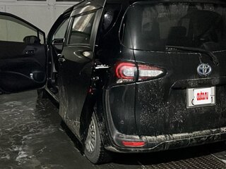 2019 Toyota Sienta II Рестайлинг, чёрный, 1900000 рублей, вид 3