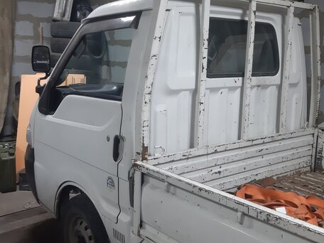 2003 Mazda Bongo, белый, 800000 рублей, вид 3