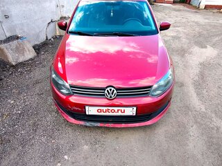 2012 Volkswagen Polo V, красный, 390000 рублей, вид 2