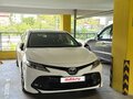 2020 Toyota Camry VIII (XV70), белый - вид 1