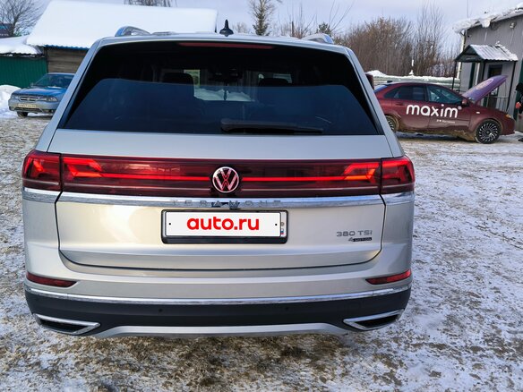 2021 Volkswagen Teramont I Рестайлинг (China Market), серебристый, 4800000 рублей - вид 3