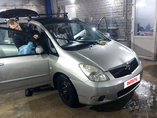 2002 Toyota Corolla Verso I, серый, 375000 рублей, вид 4